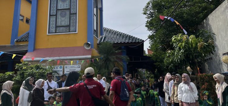 Hari Pertama Masuk Sekolah KB_TK Islam Hidayatullah: Momen Bermakna yang Membangun Bonding Keluarga dan Sekolah Hari Pertama Masuk Sekolah TK Islam Hidayatullah: Momen Bermakna yang Membangun Bonding Keluarga dan Sekolah